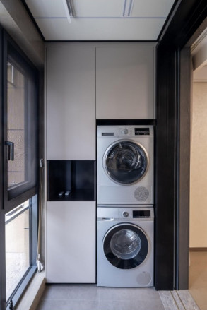 3 BHK 2800 Sq.ft. Apartment for Sale in KRM Colony, Seethammadhara, Visakhapatnam