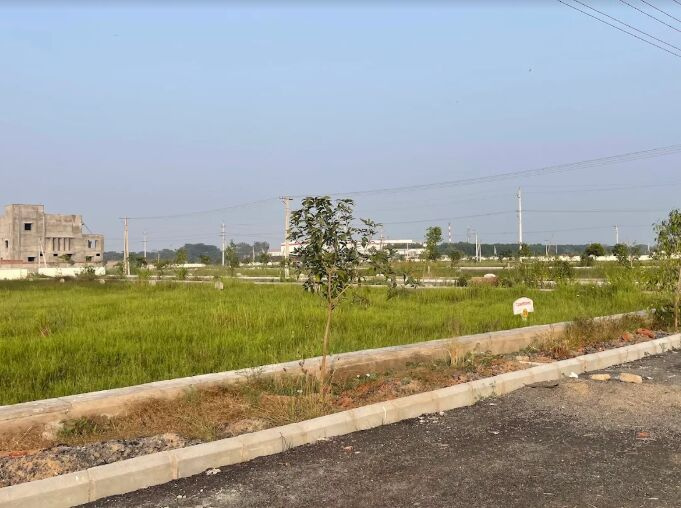  166 Sq. Yards Residential Plot for Sale in Mangalagiri, Guntur