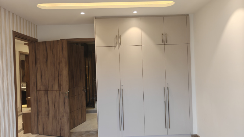 4 BHK 2100 Sq.ft. Apartment for Rent in Sector 70A Gurgaon