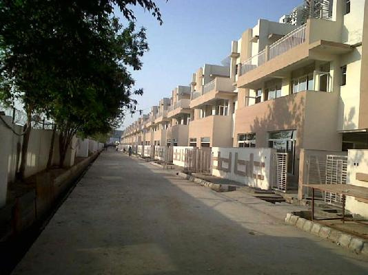 4 BHK 2180 Sq.ft. Villa for Rent in Omicron 1, Greater Noida