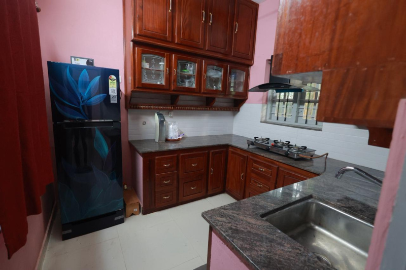 3 BHK 3500 Sq.ft. House for Rent in Ettumanoor, Kottayam