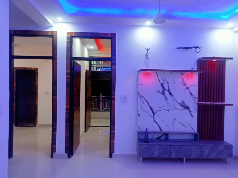 4 BHK 900 Sq.ft. Apartment for Sale in DLF Colony, Ghaziabad