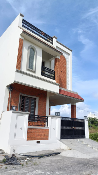 2 BHK 800 Sq.ft. House for Sale in Paruthippattu, Chennai