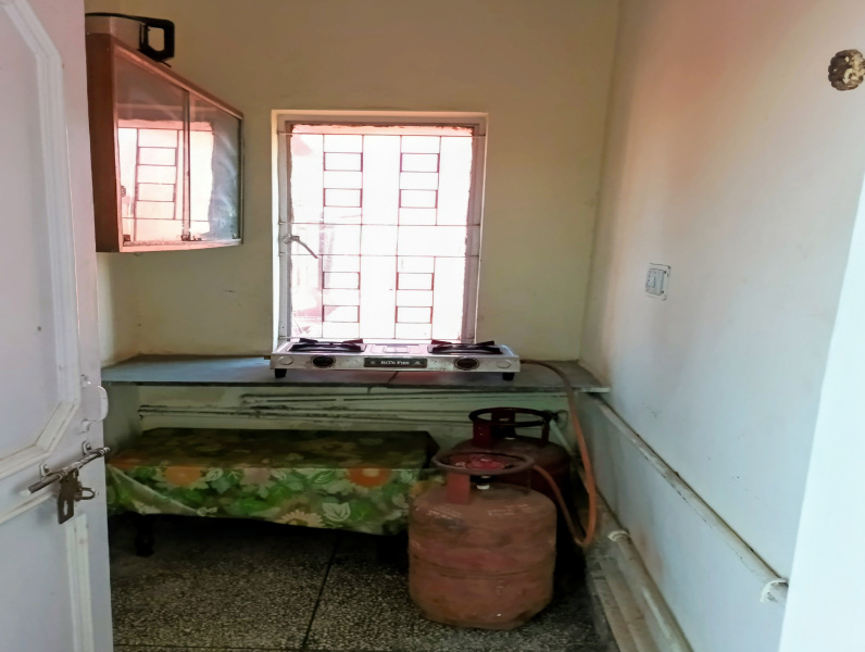  300 Sq.ft. Studio Apartment for Rent in Munirka, Delhi