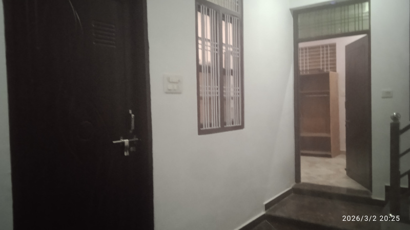 1 BHK 1500 Sq.ft. House for Rent in Sultanpur Road, Lucknow