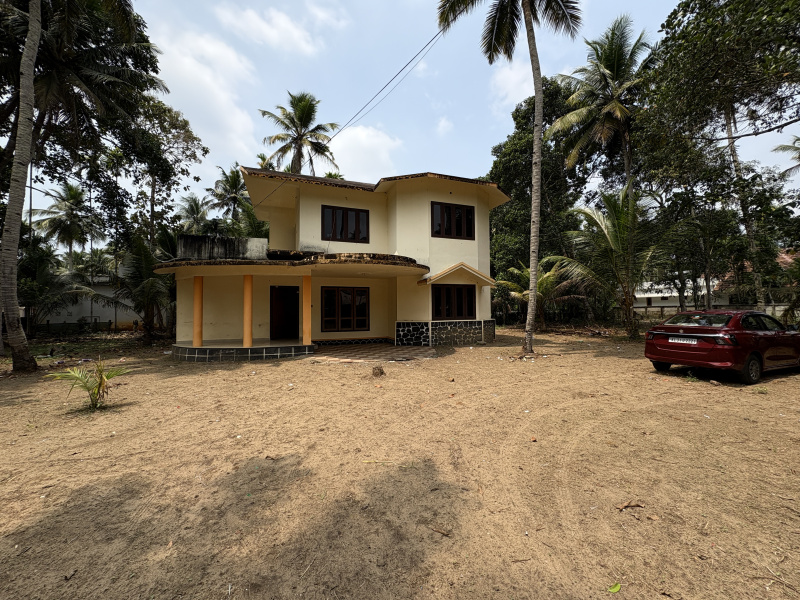 4 BHK 2700 Sq.ft. House for Sale in Kayamkulam, Alappuzha