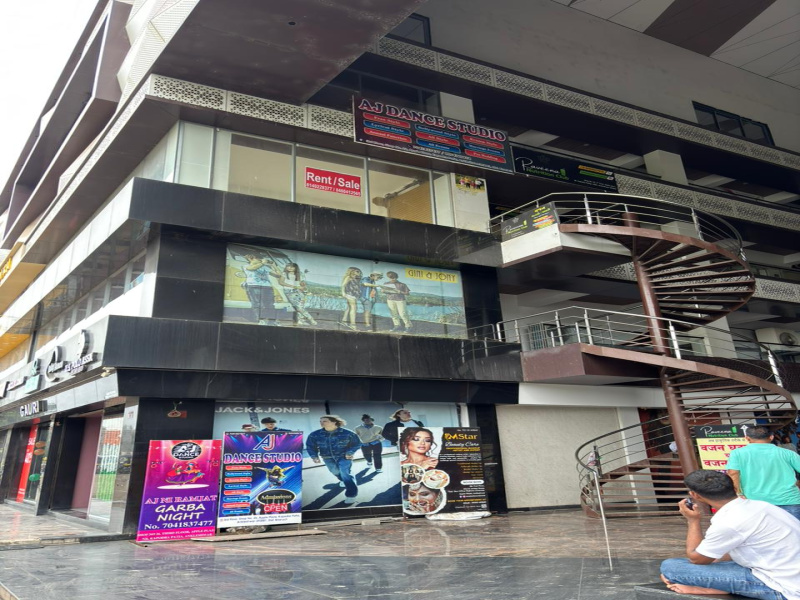  10000 Sq.ft. Commercial Shop for Rent in Kapodra Patia, Ankleshwar