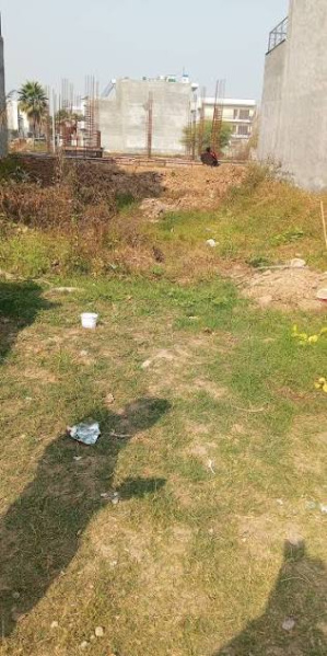  132 Sq. Yards Residential Plot for Sale in Dayalpura, Zirakpur