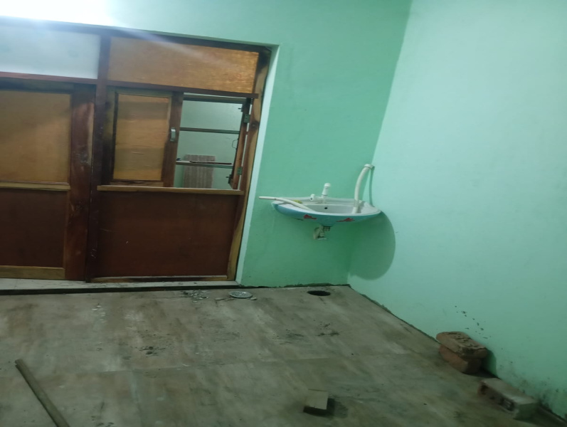  4950 Sq.ft. Commercial Shop for Rent in Sagra, Rewa