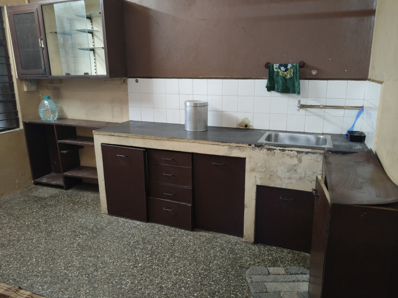 1 RK 540 Sq.ft. Apartment for Rent in Ganesh Peth, Pune