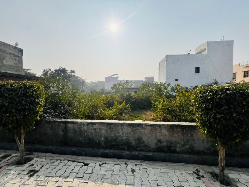  471 Sq. Yards Residential Plot for Sale in Swarna Jayanti Nagar, Aligarh