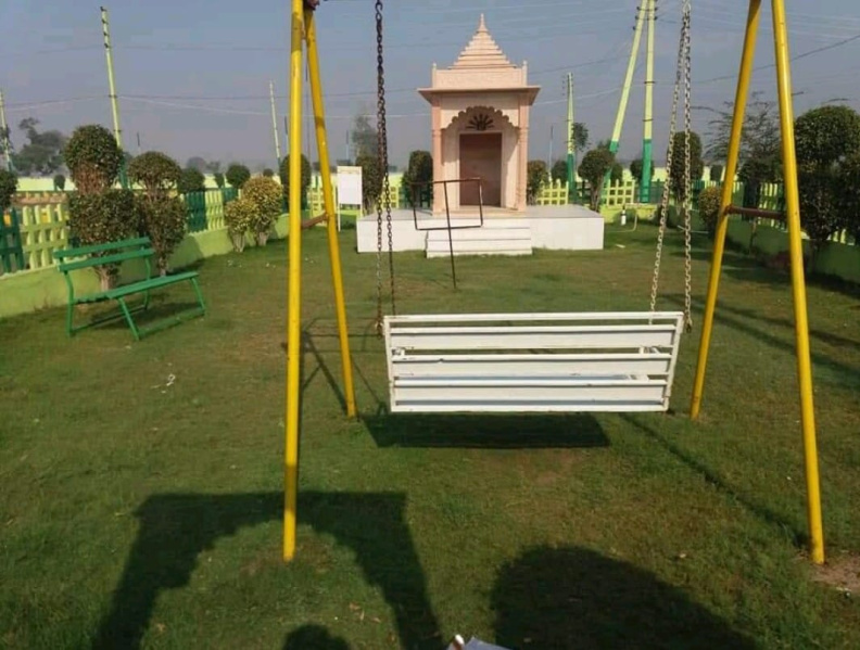 1 RK 500 Sq. Yards Farm House for Sale in VIP Road, Vrindavan