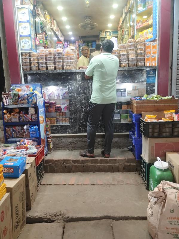 138 Sq.ft. Commercial Shop for Sale in Airport Road, Kolkata