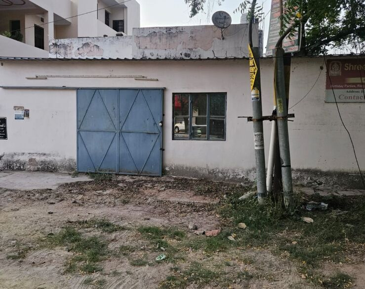  3700 Sq.ft. Residential Plot for Sale in Jankipuram Extension, Lucknow