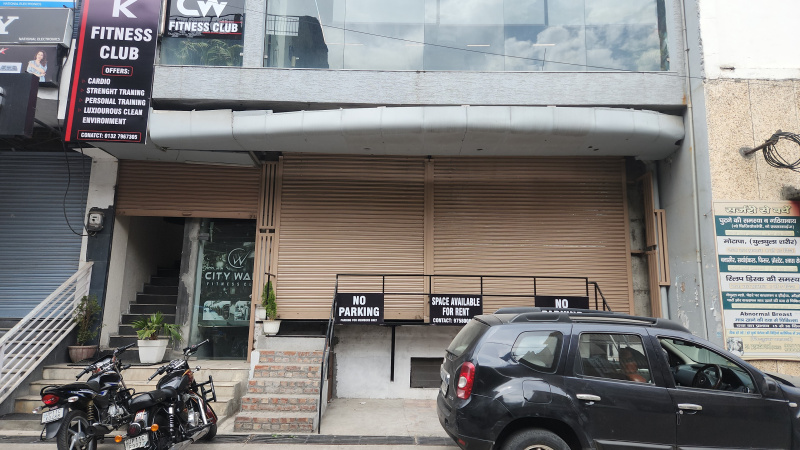  1198 Sq.ft. Showroom for Rent in Gill Colony, Saharanpur