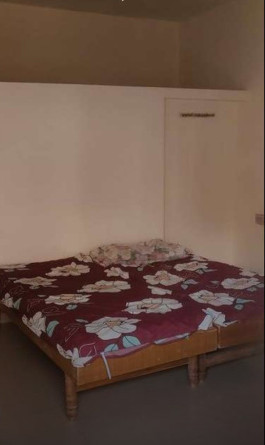2 BHK Apartment 1000 Sq.ft. for Rent in Alkapuri, Vadodara