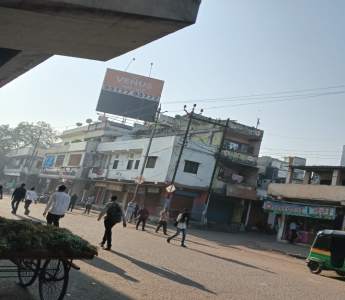  150 Sq.ft. Commercial Shop for Rent in Dindoli, Surat