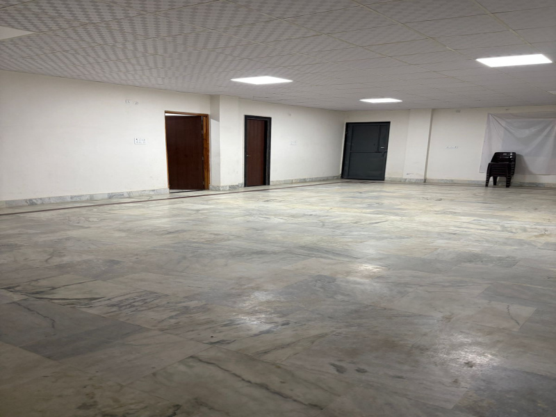  1300 Sq.ft. Office Space for Rent in Gopal Nagar, Kanpur