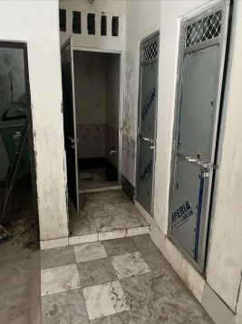  2900 Sq.ft. Warehouse for Rent in Pandeypur, Varanasi