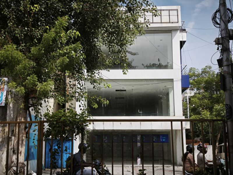  2500 Sq.ft. Showroom for Rent in Nungambakkam, Chennai