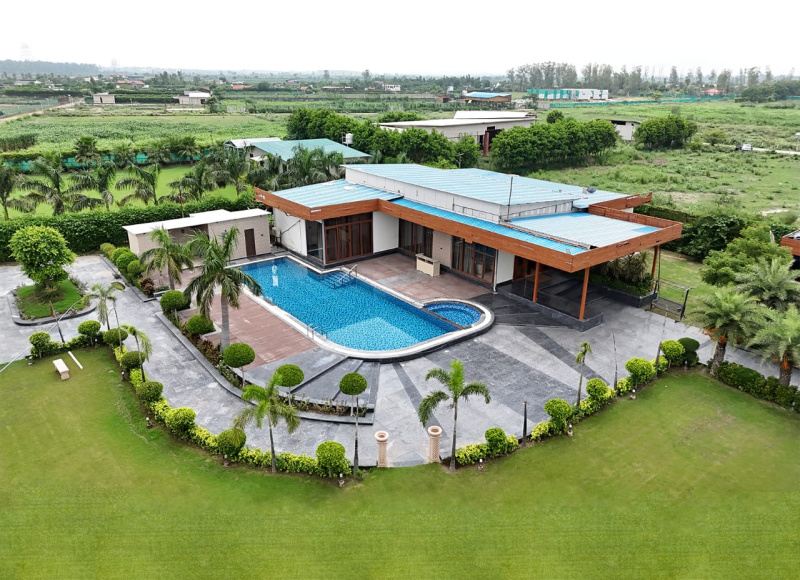 3 BHK 1008 Sq. Yards Farm House for Sale in Sector 151 Noida