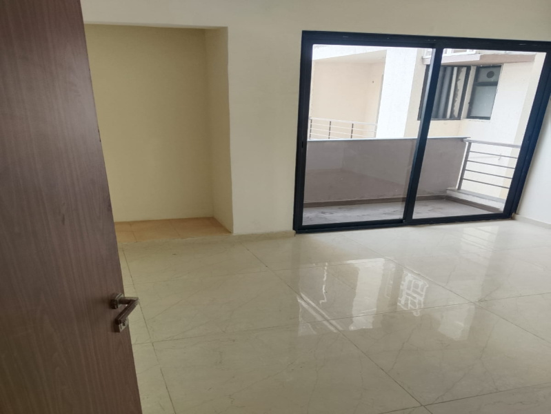 3 BHK 1600 Sq.ft. Apartment for Sale in Chhatikara Road, Vrindavan