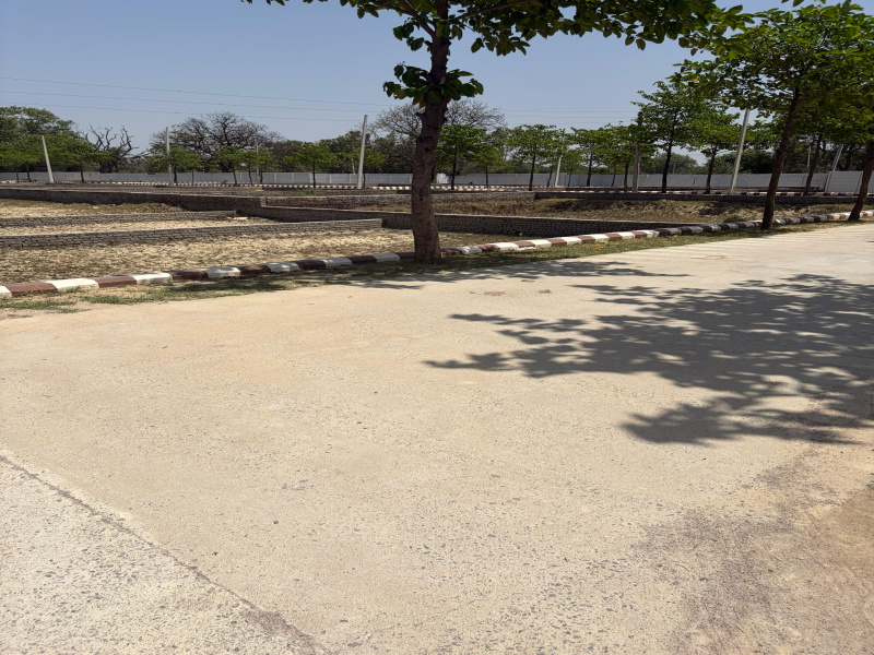  1000 Sq.ft. Residential Plot for Sale in Lucknow Kanpur Highway
