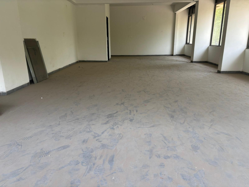  805 Sq.ft. Commercial Shop for Rent in Tandalja, Vadodara