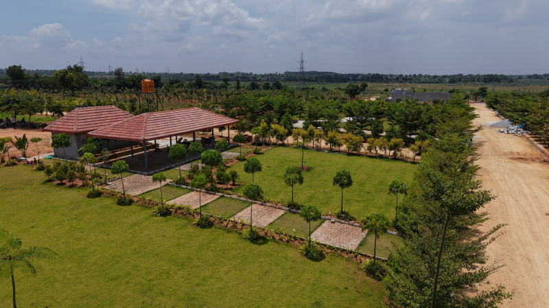2 BHK 6000 Sq.ft. Farm House for Sale in Chintamani Road, Bangalore