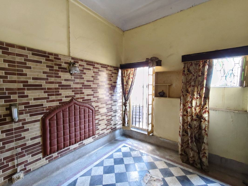  1500 Sq.ft. Office Space for Rent in Rajabasanta Roy Road, Kolkata