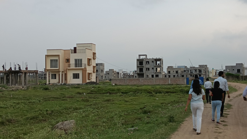  720 Sq.ft. Residential Plot for Sale in Action Area III, Kolkata