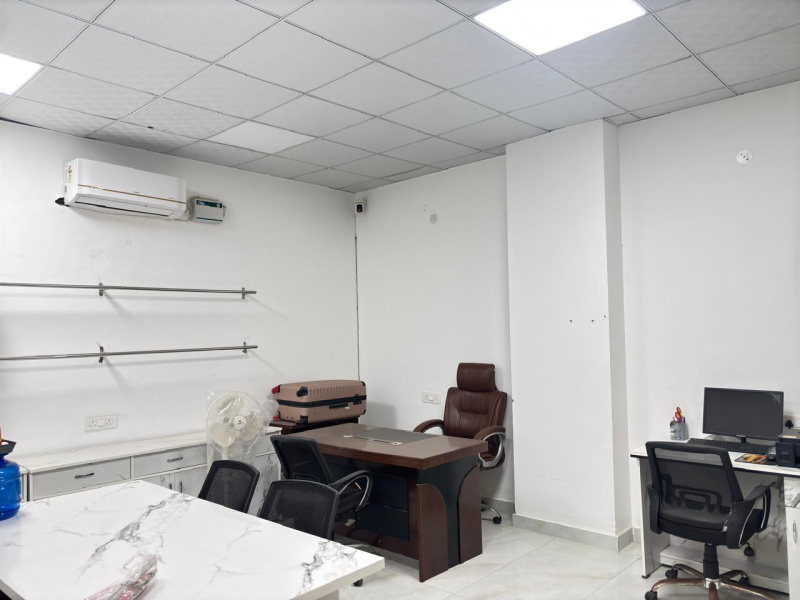  Office Space 509 Sq.ft. for Rent in Techzone 4, Greater Noida