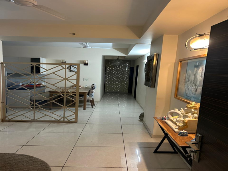 3.5 BHK Apartment 2190 Sq.ft. for Sale in Sector 137 Noida