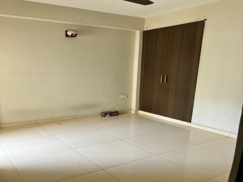 1 BHK Apartment 585 Sq.ft. for Sale in NH 24 Highway, Ghaziabad