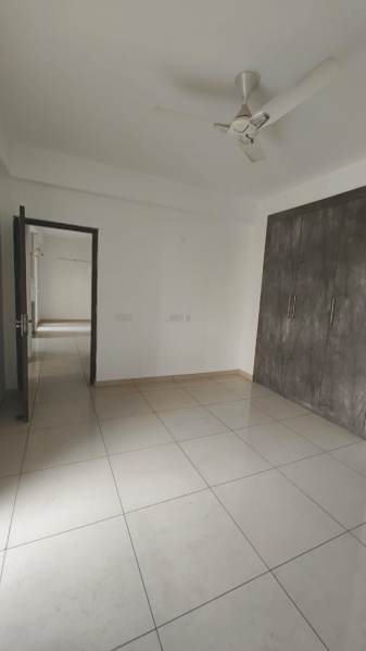 3 BHK Apartment 1475 Sq.ft. for Sale in Crossing Republik, Ghaziabad