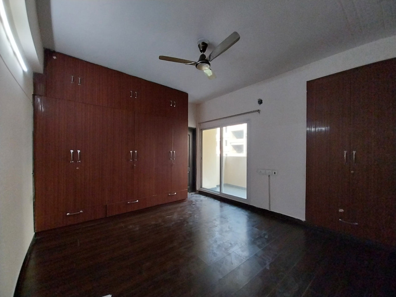 4.5 BHK Apartment 2275 Sq.ft. for Sale in Sector 137 Noida