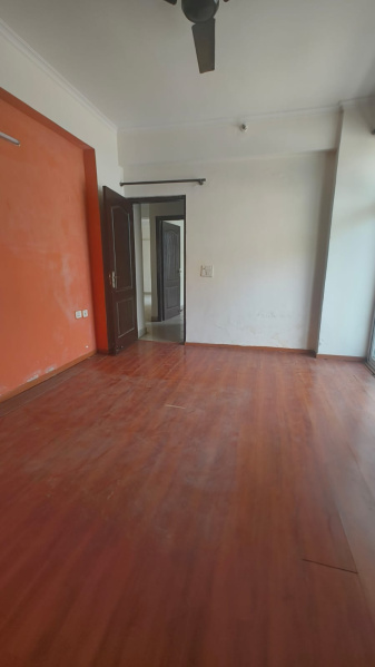 3 BHK Apartment 1300 Sq.ft. for Sale in NH 24 Highway, Ghaziabad