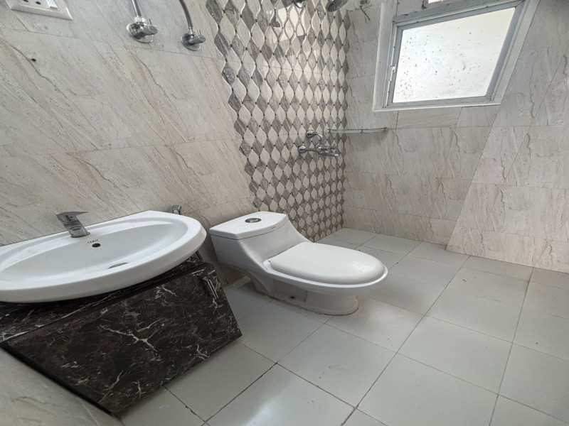3 BHK Apartment 1148 Sq.ft. for Sale in Sector 12, Greater Noida