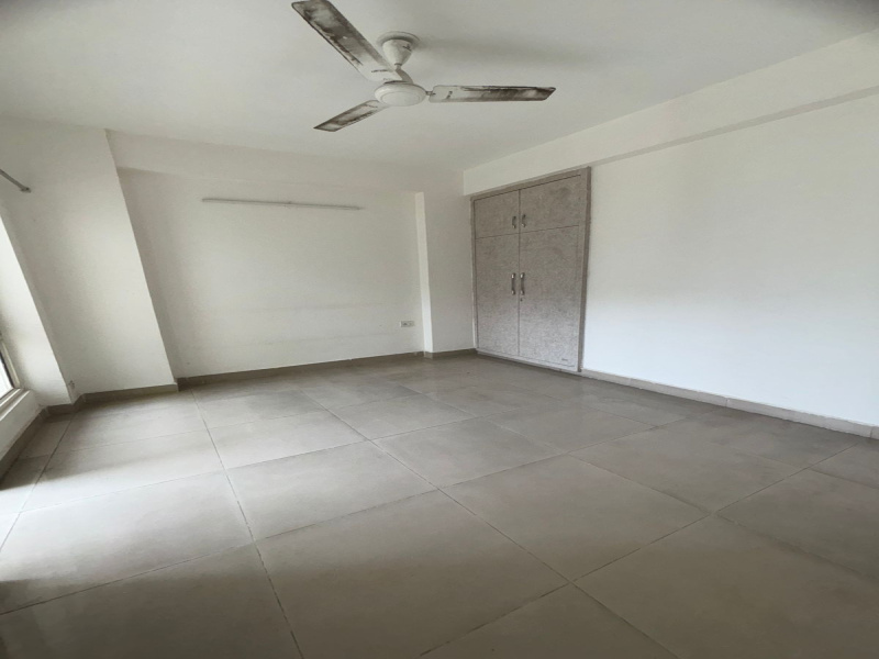 2 BHK Apartment 1075 Sq.ft. for Sale in Indirapuram, Ghaziabad