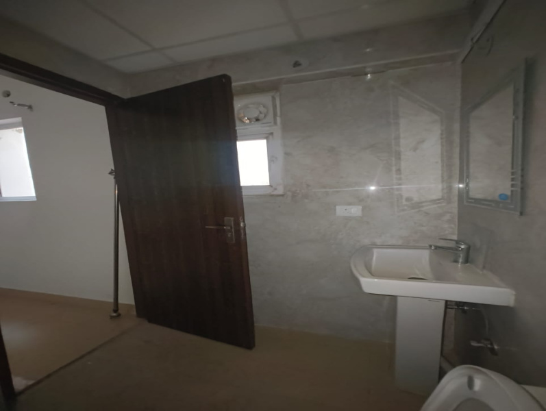 3.5 BHK Apartment 2050 Sq.ft. for Sale in Sector 75 Noida