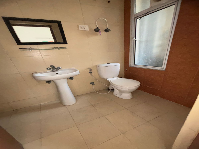 2 BHK 900 Sq.ft. Apartment for Sale in NH 24 Highway, Ghaziabad