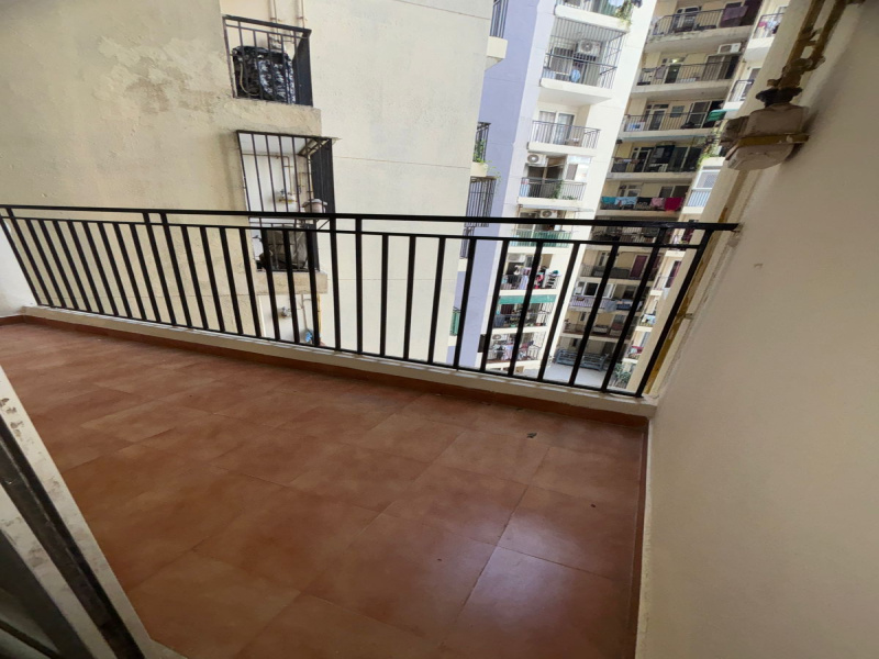 2.5 BHK 970 Sq.ft. Apartment for Sale in Techzone 4, Greater Noida