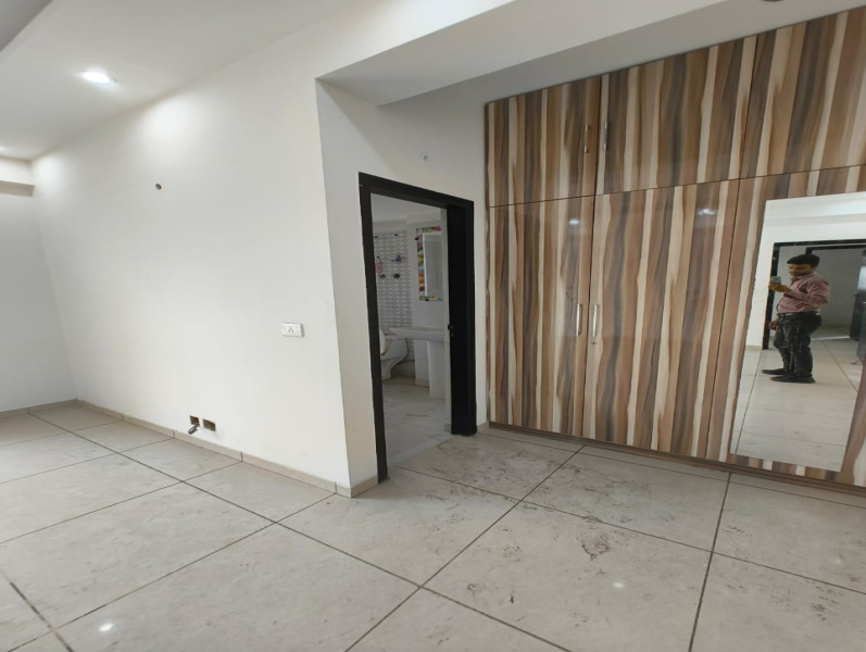 4.5 BHK 2645 Sq.ft. Apartment for Sale in Sector 137 Noida