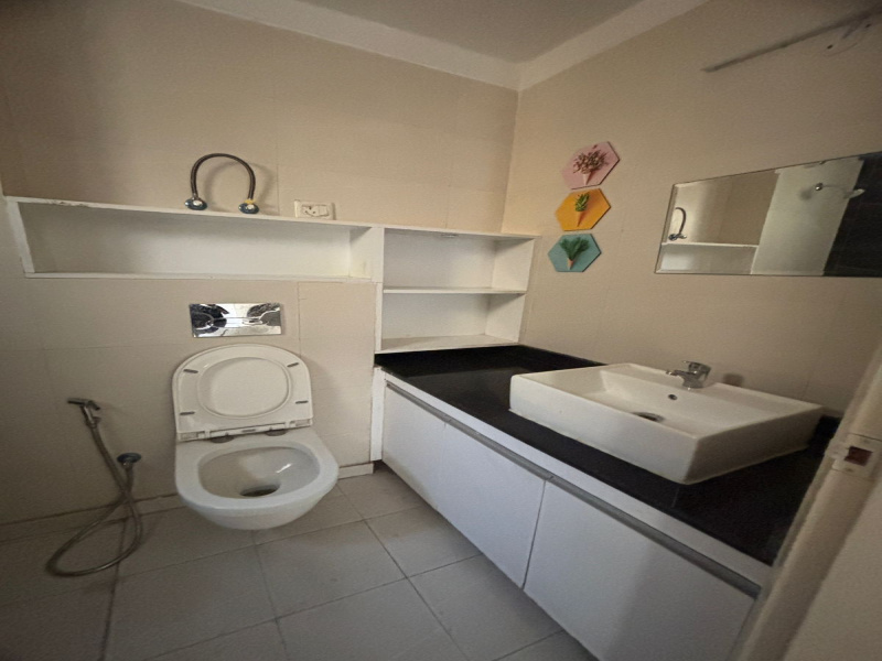 3.5 BHK 1385 Sq.ft. Apartment for Sale in Sector 10 Greater Noida West