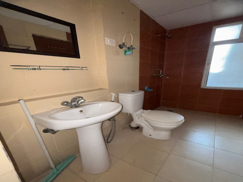 2.5 BHK 1240 Sq.ft. Apartment for Rent in Noida Extension, Greater Noida