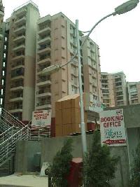 3 BHK Flat for Rent in Gaur Chowk, Ghaziabad