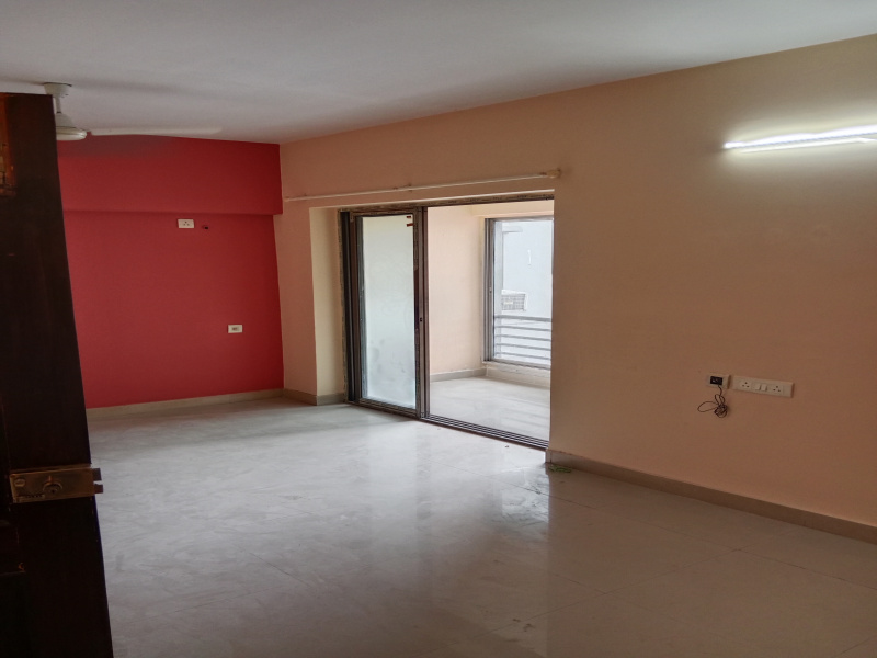 2 BHK Apartment 1100 Sq.ft. for Rent in Prince Anwar Shah Rd., Kolkata