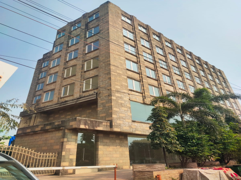 88253 Sq.ft. Business Center for Sale in Andheri West, Mumbai