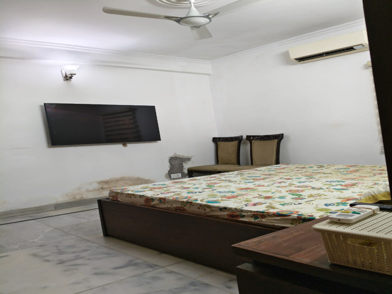 2.5 BHK Apartment 1400 Sq.ft. for Sale in Block A Saket, Delhi