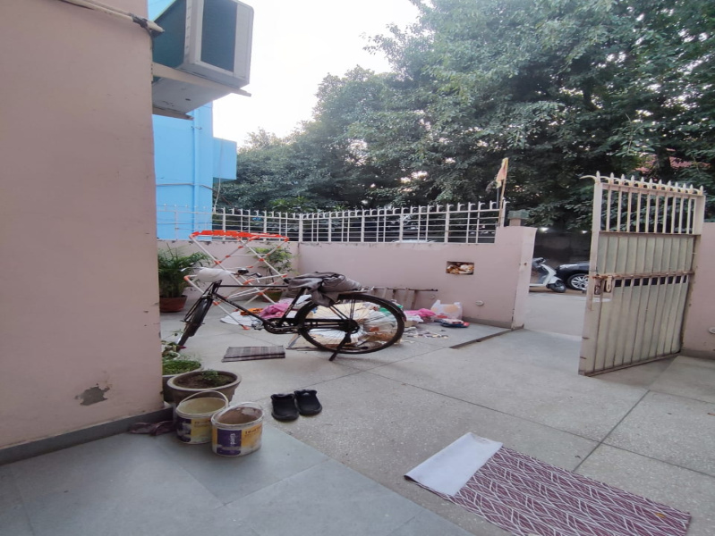 3 BHK Builder Floor 1600 Sq.ft. for Rent in Block M Saket, Delhi